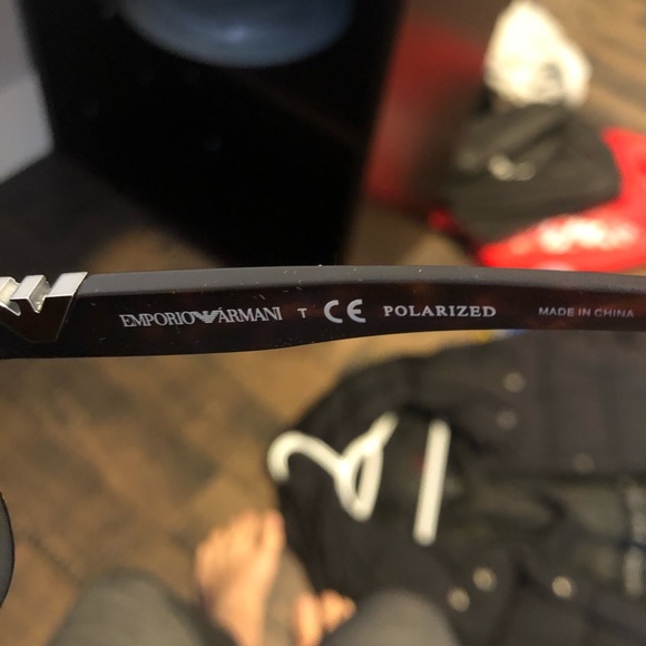 Emporio Armani sunglasses - Picture 2 of 3